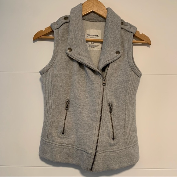 Aeropostale | Grey Vest - Picture 1 of 14
